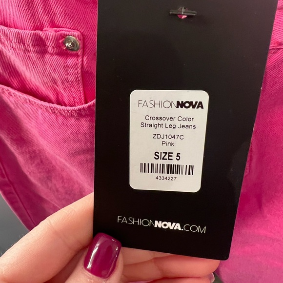 NWT FASHIONNOVA Pink Jeans - Picture 4 of 5